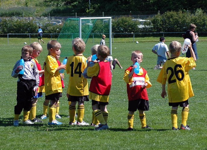 2006-06-10 (80).JPG - Pojkar-99 Arboga Södra IF Internmatch